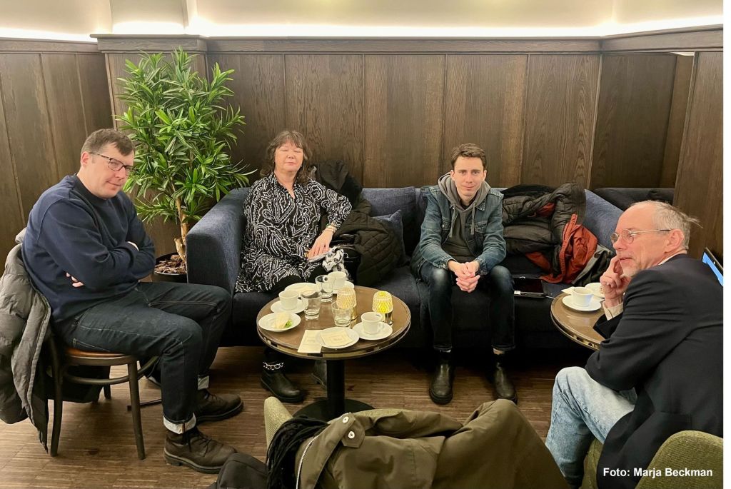 Aktion svetsade samman&nbsp;frilansar